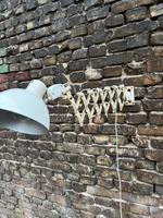 Scherenarmlampe,Reif,Wandlampe,Industrial,Vintage,DDR,Werkstatt Berlin - Treptow Vorschau