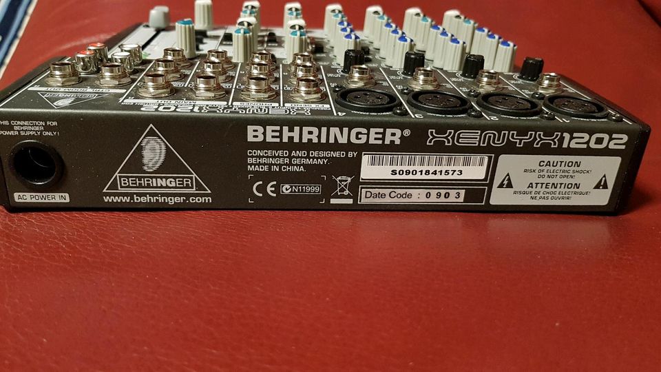 Mixer Behringer XENYX1202 in Allendorf