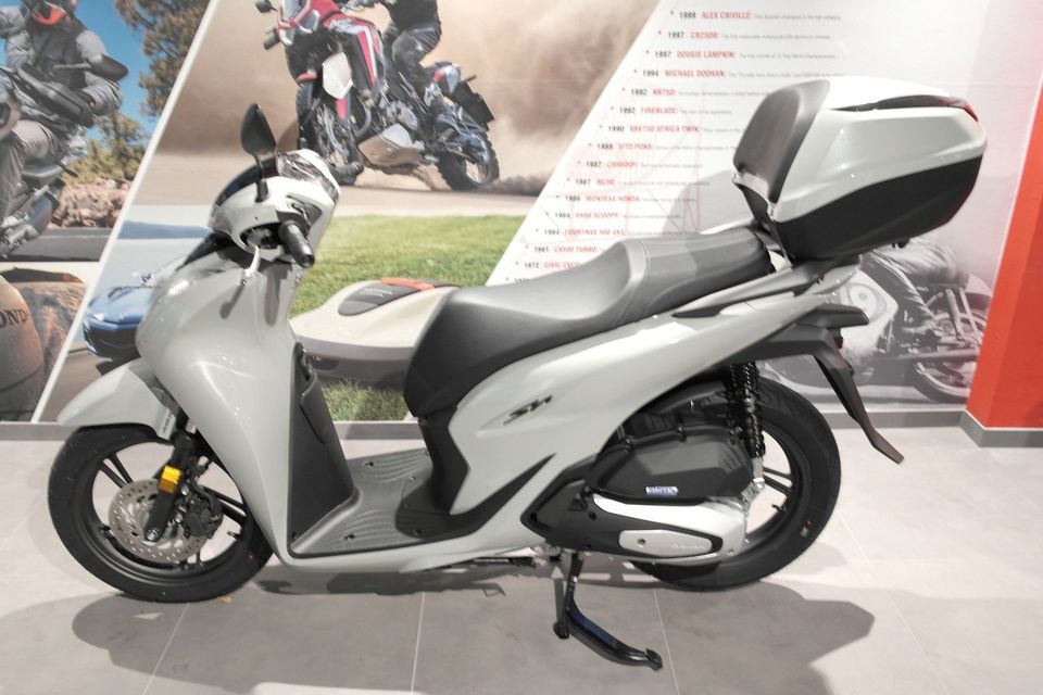 Honda SH125i, sofort verfügbar in Karlsruhe