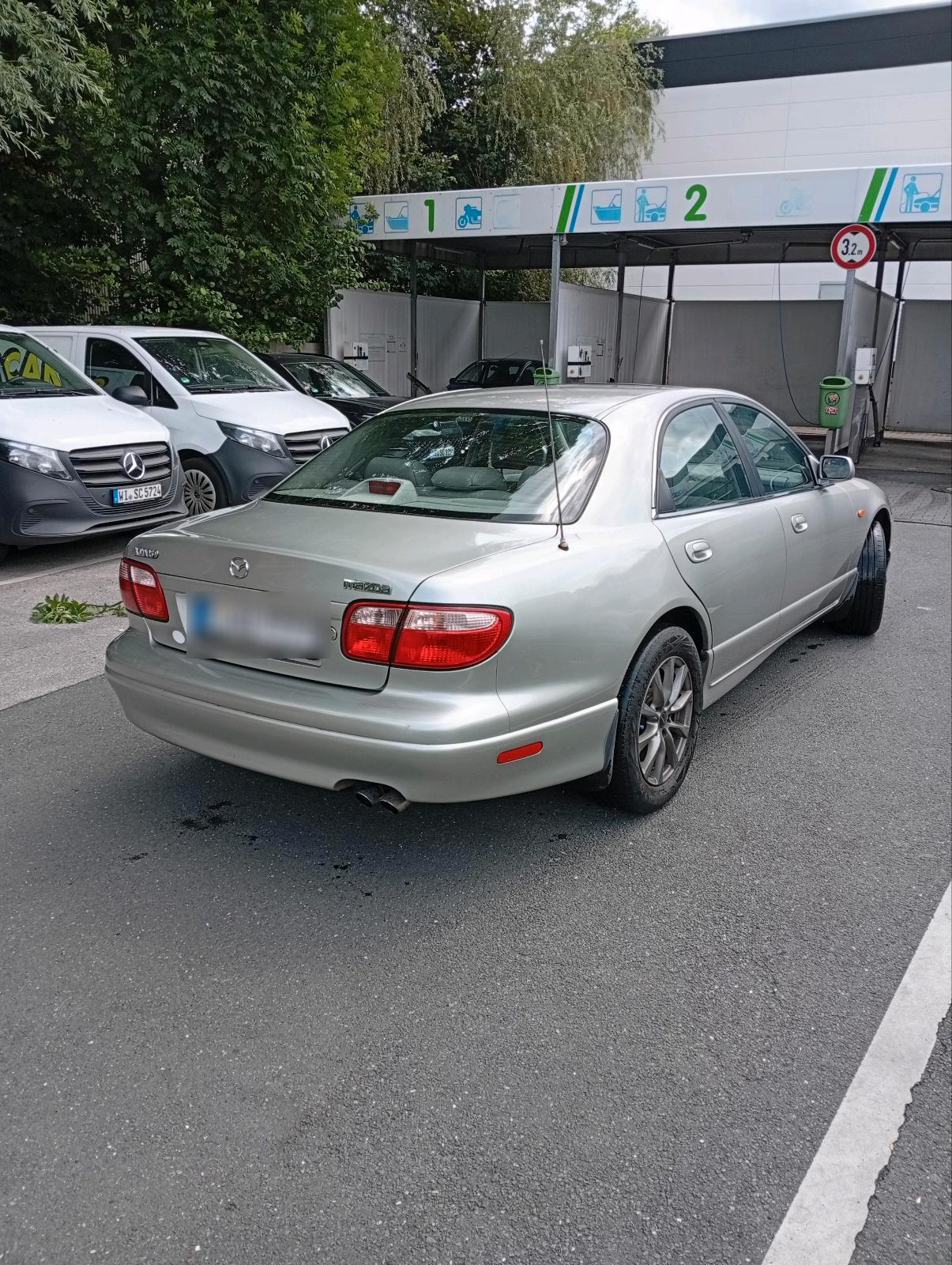 Abbildung des Autos mein Name ist Arsen ich …