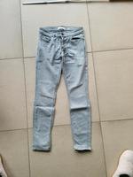 Hellgraue Jeans von Marc o'polo Gr. 30/34 Kr. München - Unterhaching Vorschau