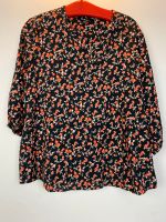 Ulla Popken 50/52 Bluse Tunika 3/4 Ärmel Blumen Muster Friedrichshain-Kreuzberg - Kreuzberg Vorschau