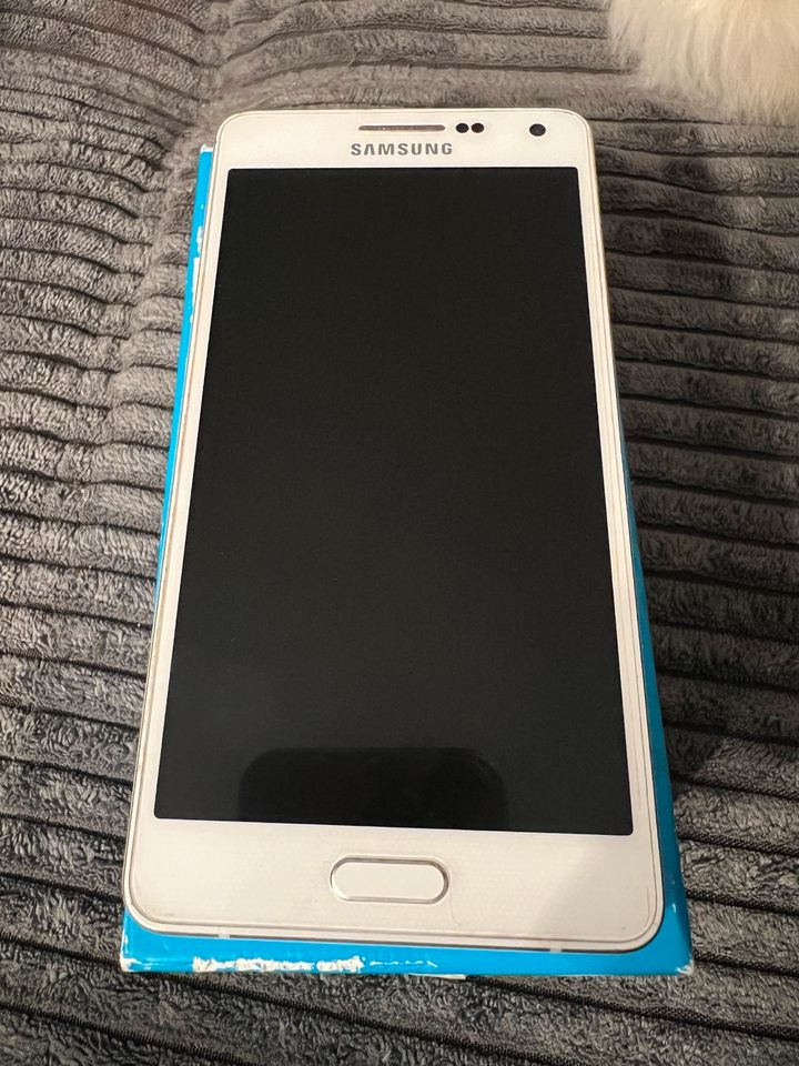 Samsung Galaxy A5 in Trier