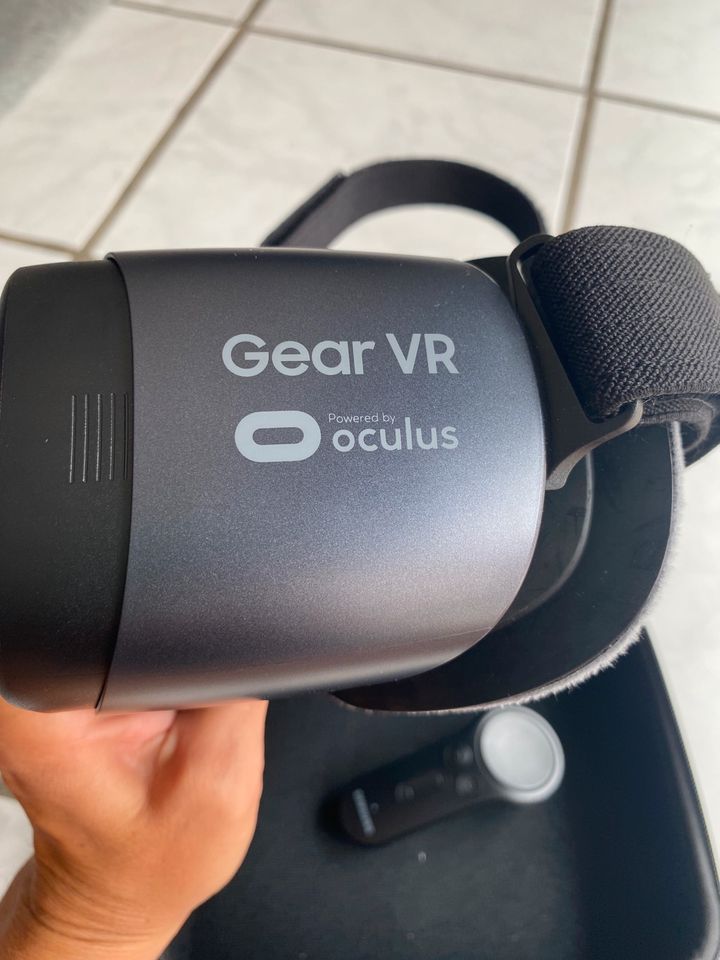 Gear VR Oculus von Samsung für Smartphone inkl. Tasche in Bergheim