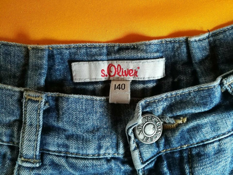 * original S´OLIVER Jeans Hose Gr. 140 mit Patches * in Hechingen