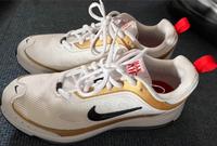 Sehr gut erhaltene und kaum getragene Nike Air Max Gr. 42 Nordrhein-Westfalen - Unna Vorschau