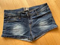 Jeans Short, Bench, W30, Blau Bayern - Fürstenfeldbruck Vorschau