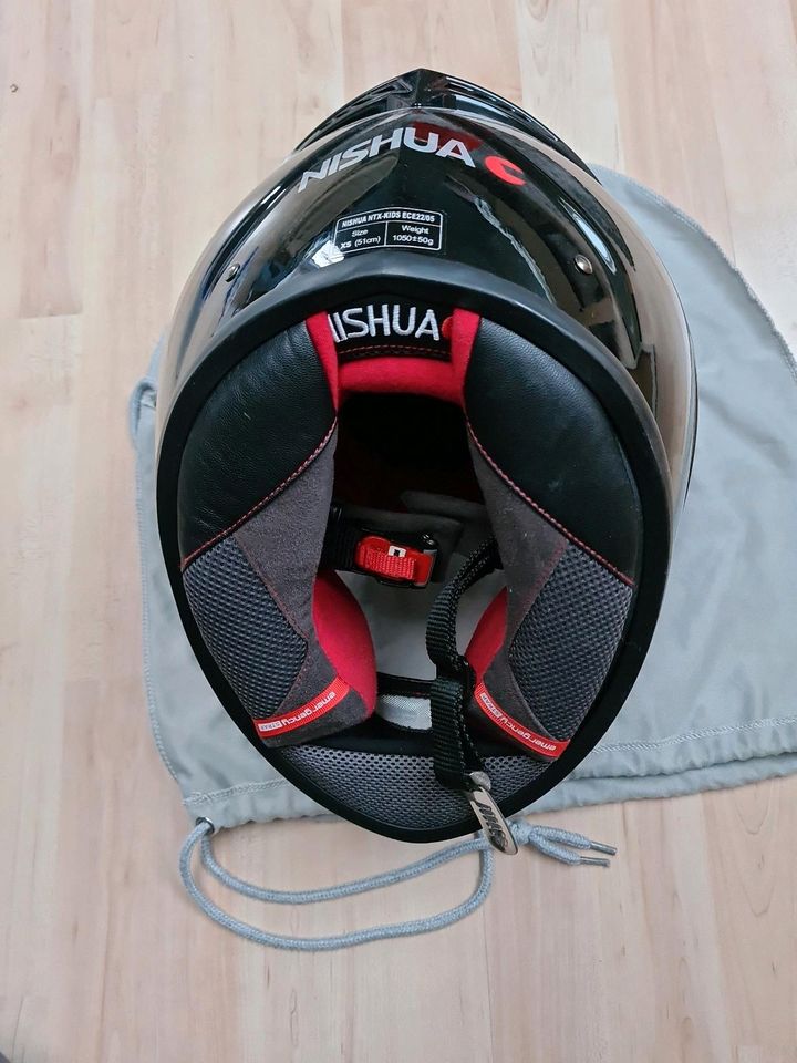 Nishua Kids Helm size xs (51 cm) schwarz top Zustand in Fürth