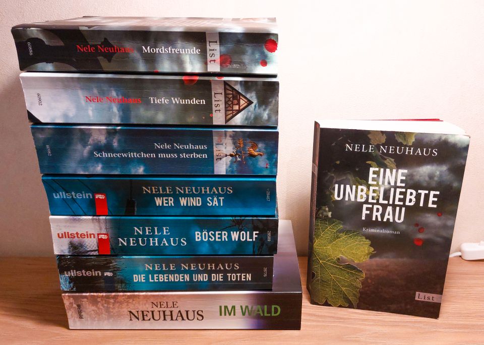 NELE NEUHAUS Kriminalroman Buchreihe 1-8 in Herrenberg