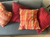 4 rot orangene Kissen z.B. für die Couch Dresden - Blasewitz Vorschau