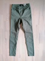 Vero Moda stretch Jeans oliv grün khaki Gr. XS / 30 Kr. München - Ismaning Vorschau