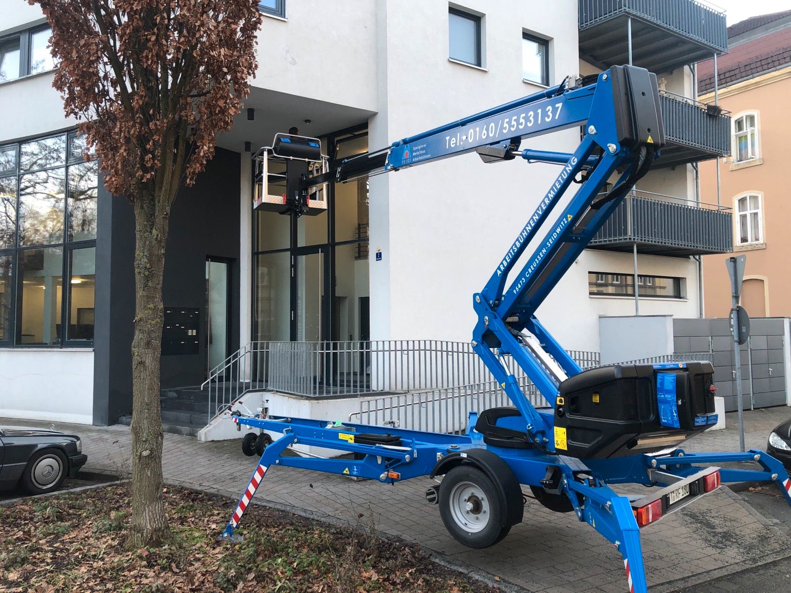 Zum Mieten, Steiger, Hubsteiger 18m Arbeitsbühne Anhänger mieten