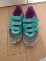 Adidas Turnschuhe Gr.35,5 / 36 Hessen - Schöffengrund Vorschau