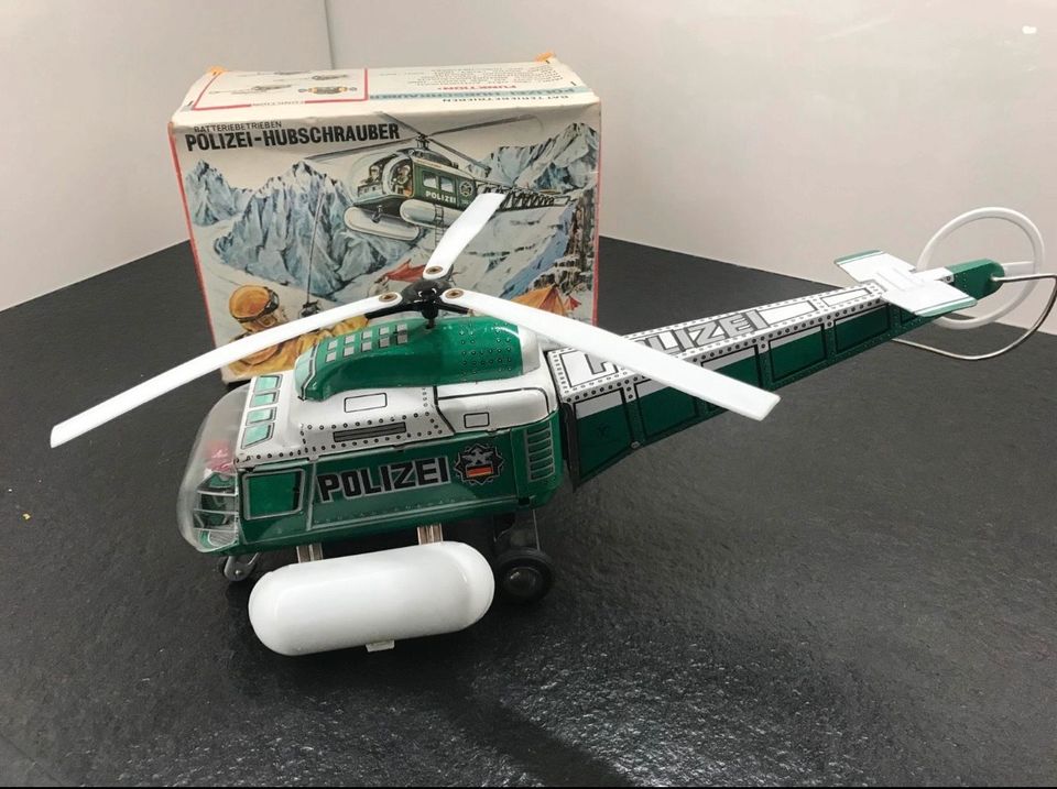 Blechspielzeug Polizei Hubschrauber Ende 60er Jahre in Schiffdorf