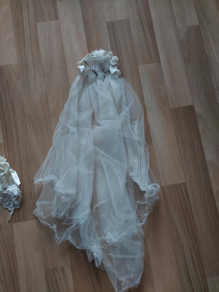Brautkleid cremefarben gebraucht in Jena