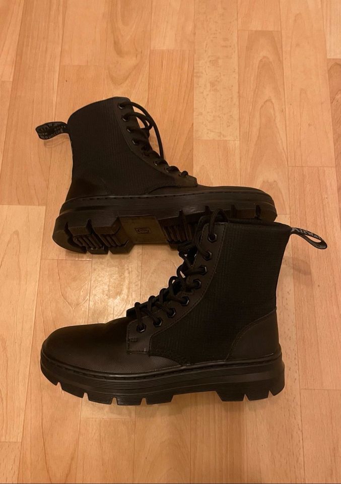 Dr. Martens Boots/ Halbstiefel/ Schuhe aus den USA in Hamburg