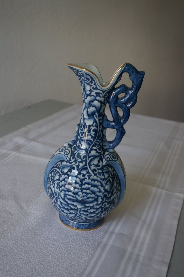 Karaffe Vase, Blaue und Weiße Porzellan hand painted / NEU in Adorf-Vogtland
