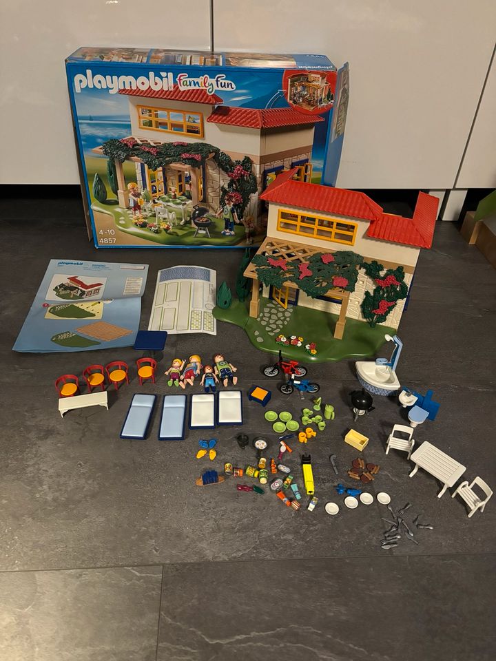 Playmobil 4857 Ferienhaus in Kaarst
