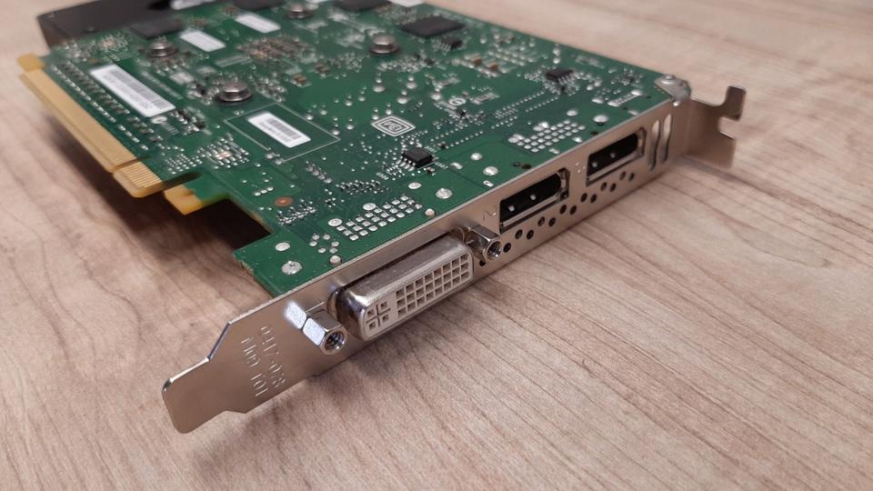 NVIDIA QUADRO K2000 Grafikkarte GK107 GPU 2GB SDRAM GDDR5 in Pegnitz
