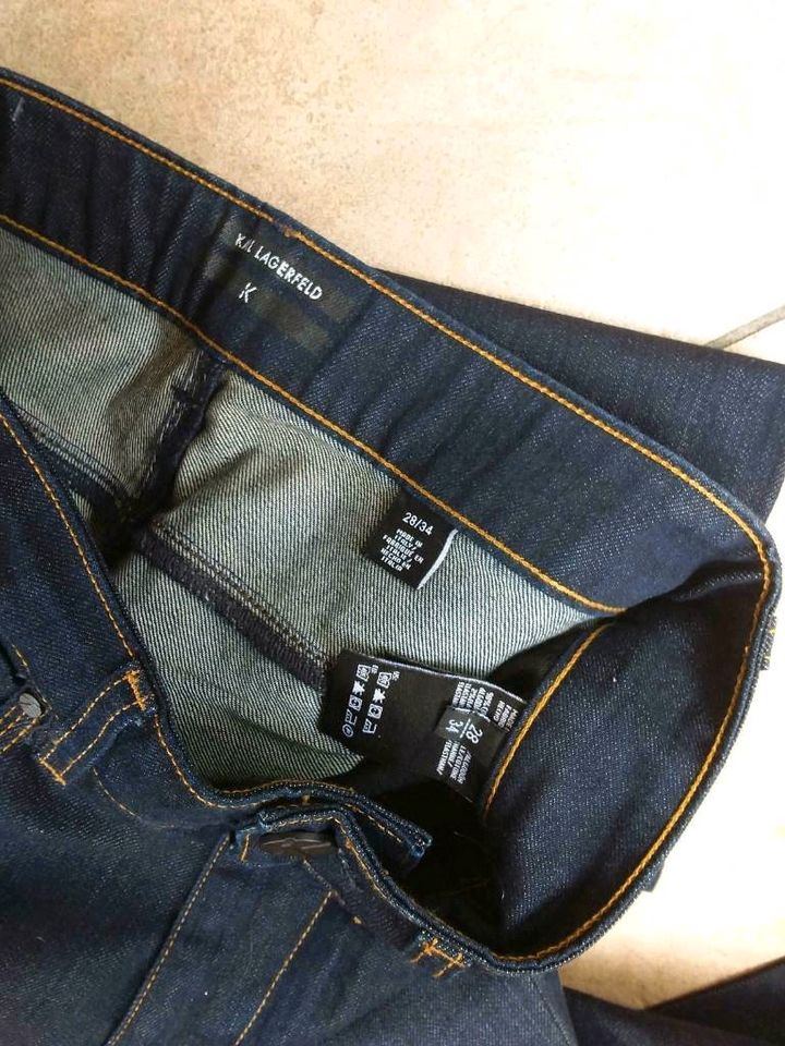 W28 x L34 highwaist 5pocket Jeans Karl Lagerfeld schlank straight in Düsseldorf