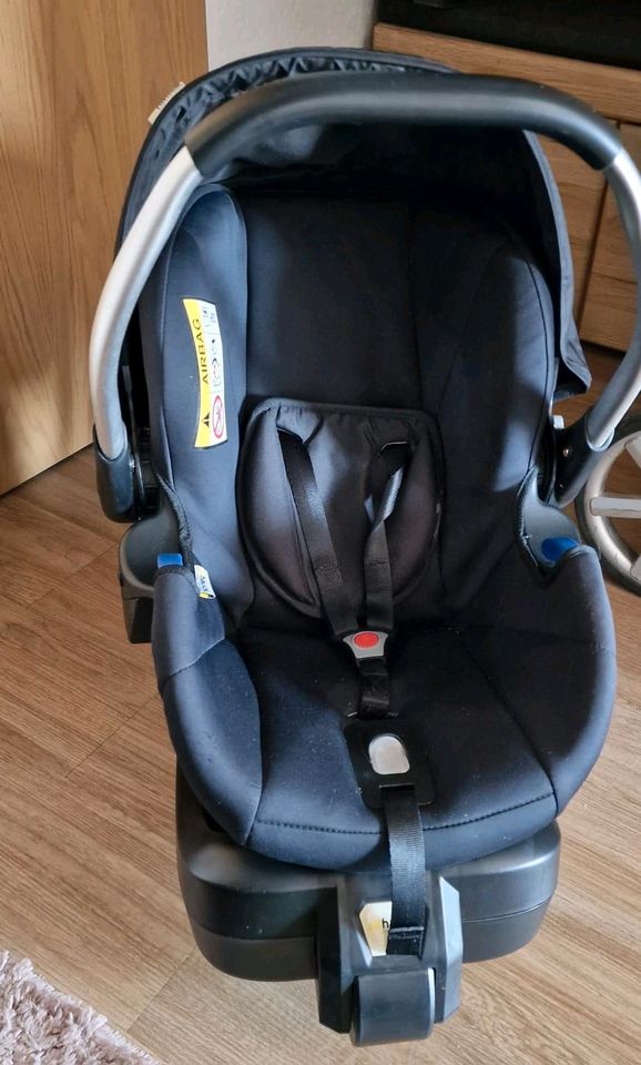 Babyschale mit isofix in Milzau