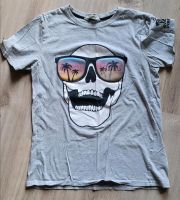 H&M T-Shirt Skull cool Totenkopf Wackelbild Gr. 170 Hessen - Lich Vorschau