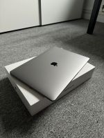 MacBook Pro 15 Zoll Space Grey 256 GB SSD Niedersachsen - Goslar Vorschau
