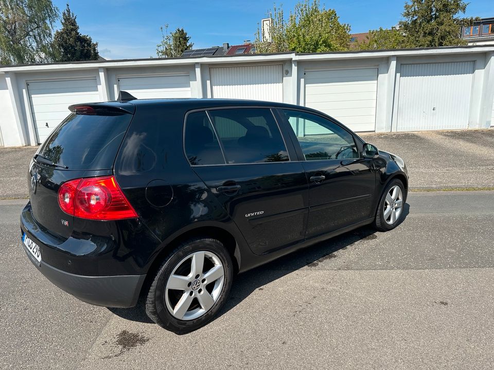 Golf 5 1,4 TSI TÜV neu in Frankfurt am Main