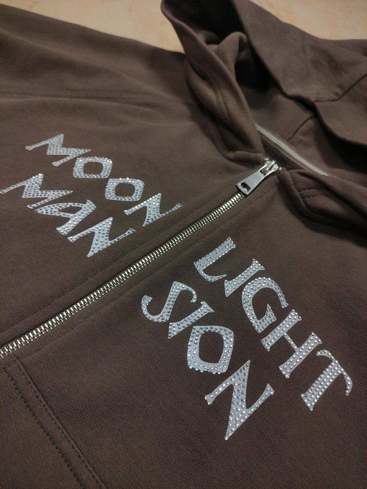 Moonlight Mansion Zip-Hoodie Tree-Zip-Up Braun M in Göda