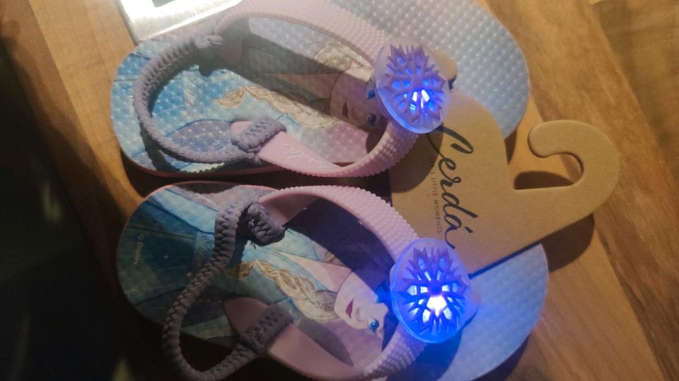 Disney Frozen Eis Prinzessin Flipflops in Hildesheim