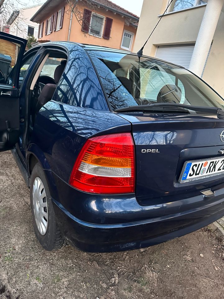 Auto Opel Astra in Teltow