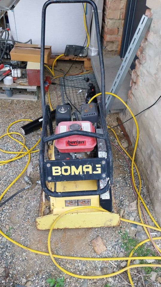 Rüttelplatte BOMAG BP 23/48 Benzin Vibrationsplatt Verdichter, kein Wacker Weber Baumax Ammann in Halberstadt