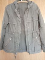 Jacke / Parka / H&M / Khaki / 34 / dunkelgrün Thüringen - Erfurt Vorschau