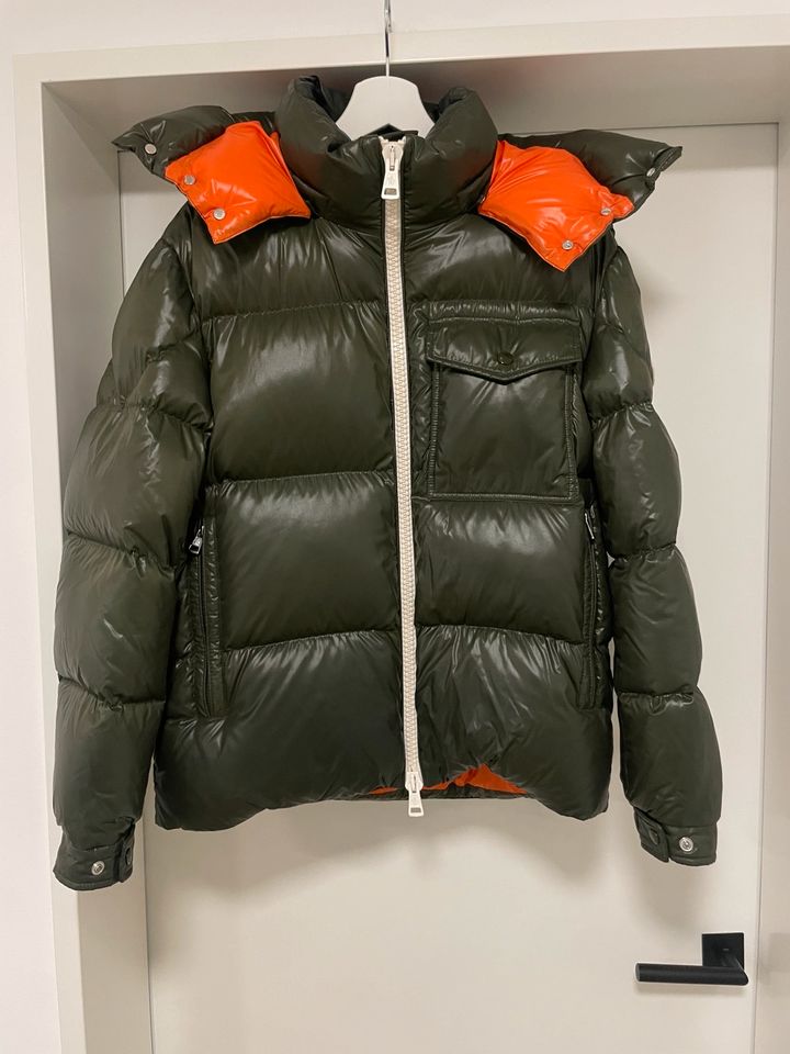 Moncler x Mytheresa Jacke 100 % Original ! in Dortmund