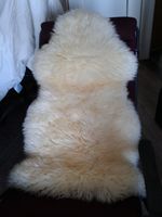 Schaffell Sheepskin rug aus Irland Aran Island Hamburg-Mitte - Hamburg Neustadt Vorschau