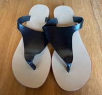 Liebeskind Sandalen 36 Zehentrenner NEUwertig schwarz Kr. München - Ismaning Vorschau