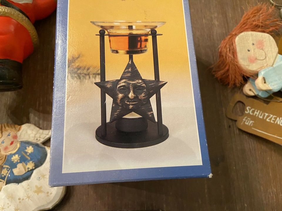 Weihnachts deko Tür Kranz Öl Lampe Windlicht Buch Holz Nikolaus in Altenbeken