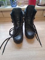 Meindl Sehr robuste Stiefel Gr.9 1/2 ( 43 ) schwarz Leder Nordrhein-Westfalen - Herten Vorschau