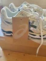 Neue Asics Gel Kayano Schuhe 41 Köln - Nippes Vorschau