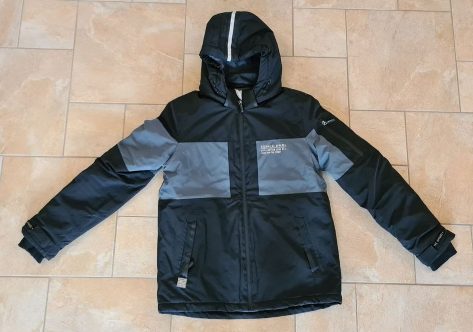 **Winterjacke** Gr. 164 in Zwoenitz