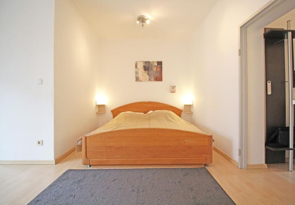 Cosy 1-Zimmer Apartment mit Aufzug, Balkon und PKW-Stellplatz in Berlin