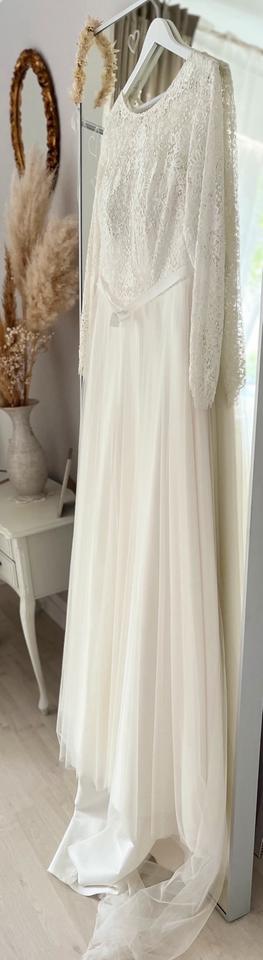 Brautkleid,Gr.42,Hochzeitskleid,ivory,Tüll,Ärmel in Menden