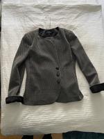 Emporio Armani Damen Freizeitblazer gr 40 Hessen - Bad Homburg Vorschau