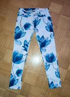 Armani Sommerhose/-Jeans Gr. 28, blaue Blumen, neuwertig! Hessen - Kassel Vorschau