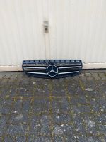 Kühlergrill Mercedes B-Klasse w246 Top Zustand A246 888 0460 Hessen - Lohfelden Vorschau