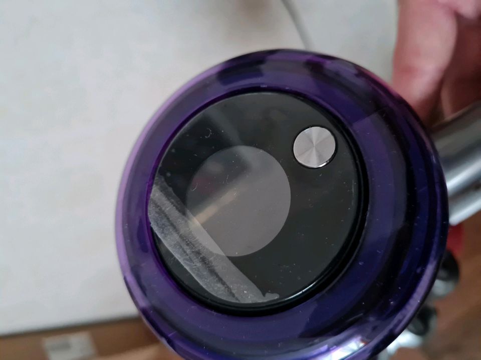 DYSON Akku-Staubsauger V11 Torque Drive Extra  2 Akkus in Schmelz