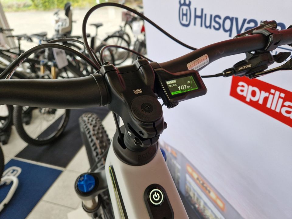Husqvarna MC6 2024 Carbon E-MTB 29/27,5" RH 48/L EP8 E-Bike 0% Zins Versand in Oschatz
