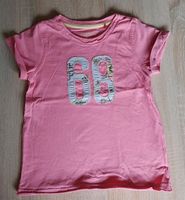 Mädchen T Shirt von Esprit in Größe 116/122 Niedersachsen - Sittensen Vorschau