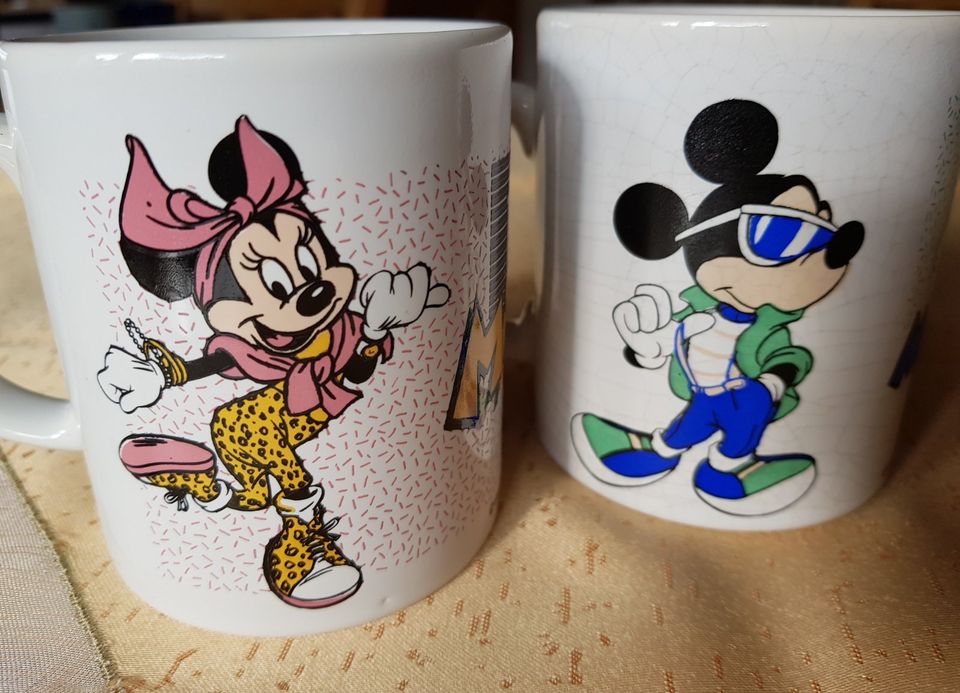 Walt Disney Company Tassen Mickey Mouse und Minnie Mouse 1987 in Hellenthal