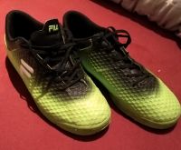 Verkaufe FILA Fussball Schuhe / Sneaker / Sportschuhe mit Noppen! Nordrhein-Westfalen - Remscheid Vorschau